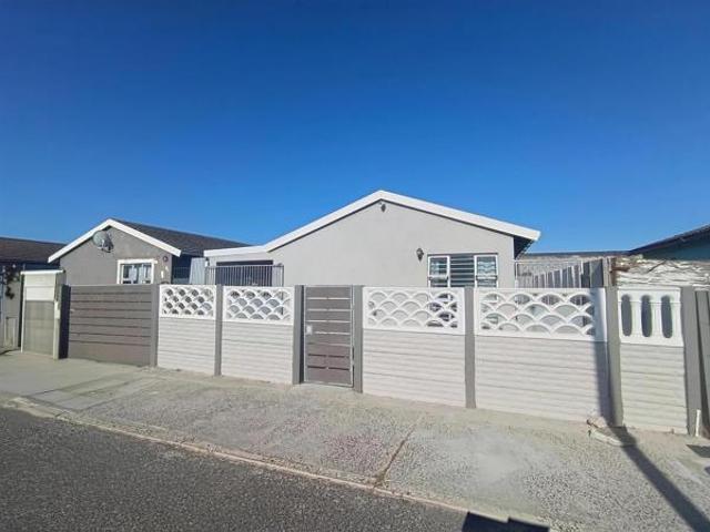 House for sale in Cape Town, Western Cape