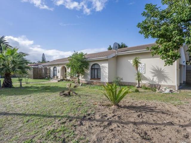 House for sale in Cape Town, Western Cape