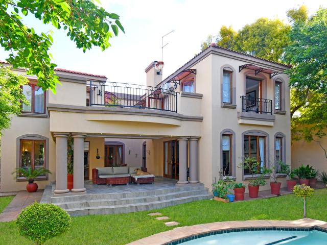 House for sale in Sandton, City of Johannesburg Metropolitan Municipality