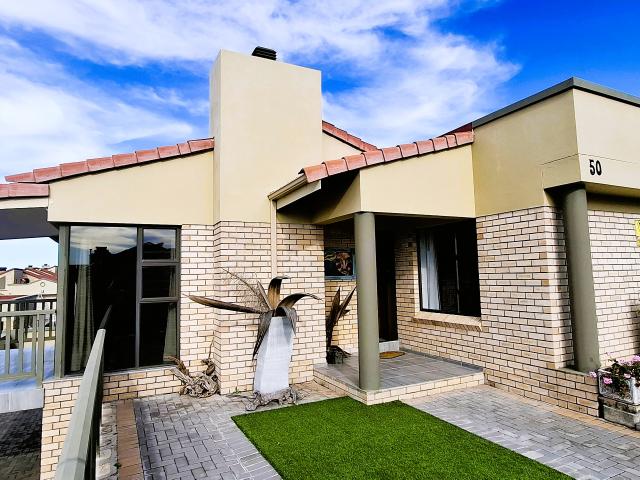 House for sale in Groot Brak Rivier, Western Cape