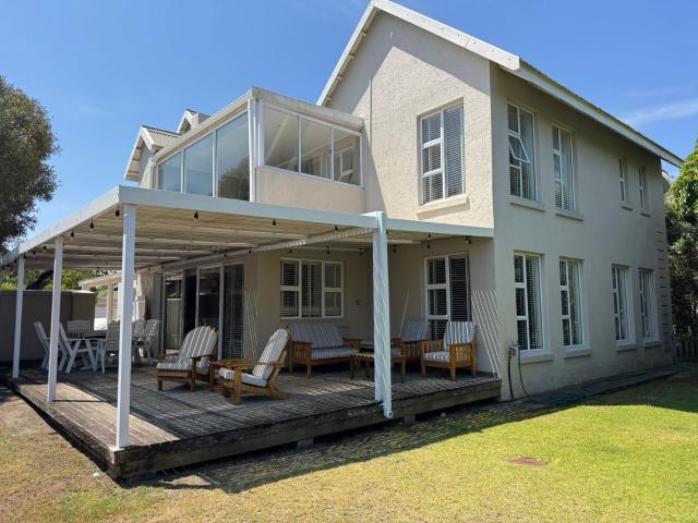 House for sale in Groot Brak Rivier, Western Cape