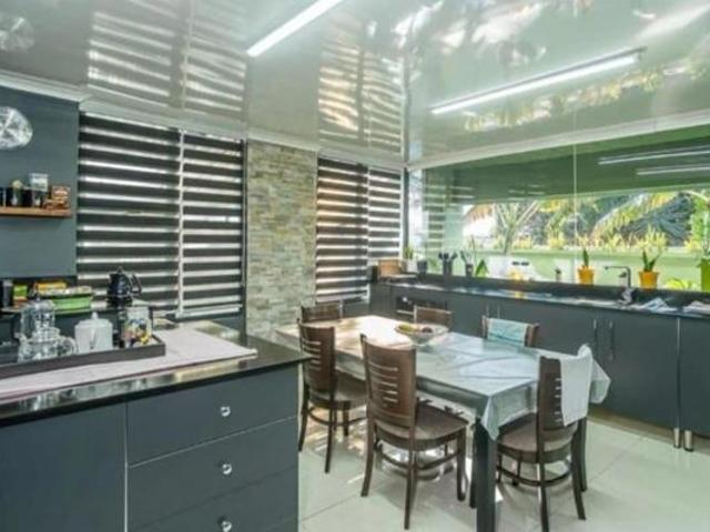 House for sale in Cape Town, Western Cape