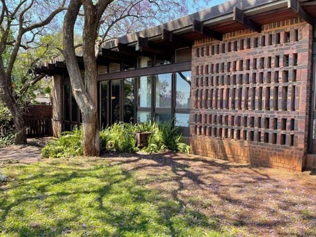 House for rent in Waterkloof, Gauteng