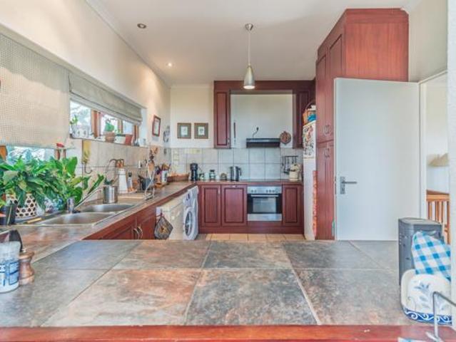 House for sale in Cape Town, Western Cape