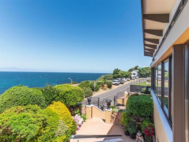 House for sale in Cape Town, Western Cape
