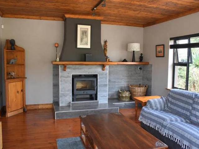 House for sale in Rietpoel, Theewaterskloof Local Municipality