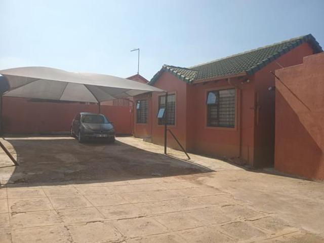 House for rent in Vosloorus, Gauteng
