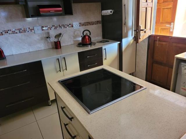 House for rent in Waterkloof, Gauteng