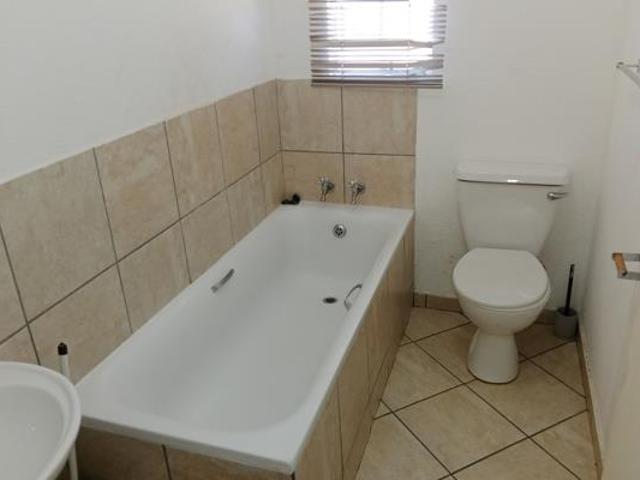 House for rent in Waterkloof, Gauteng