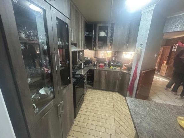 House for sale in Kimberley, Frances Baard District Municipality