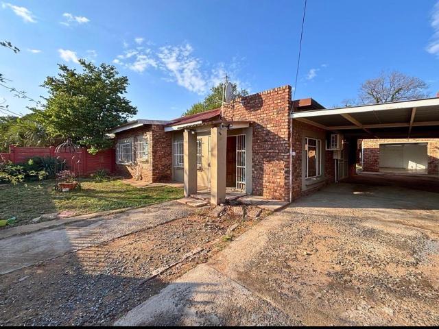 House for sale in Frances Baard, Northern Cape