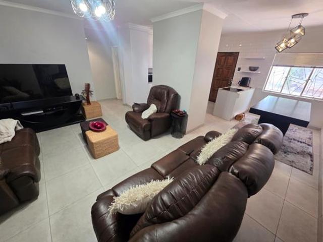 House for sale in Frances Baard, Northern Cape