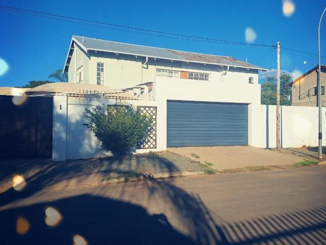 House for sale in Frances Baard, Northern Cape