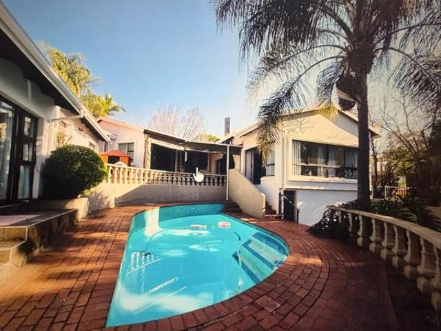 House for rent in Waterkloof, Gauteng