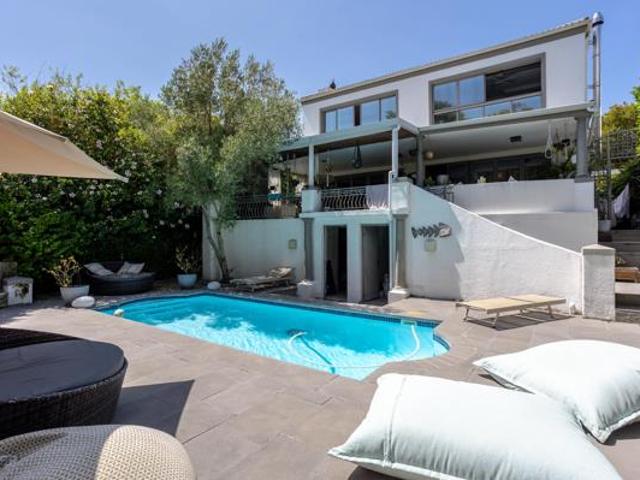 House for sale in Cape Town, Western Cape