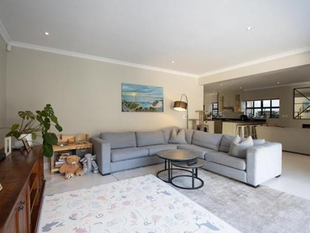 House for sale in Cape Town, Western Cape