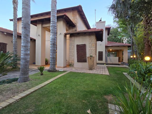 House for sale in Waterkloof, Gauteng