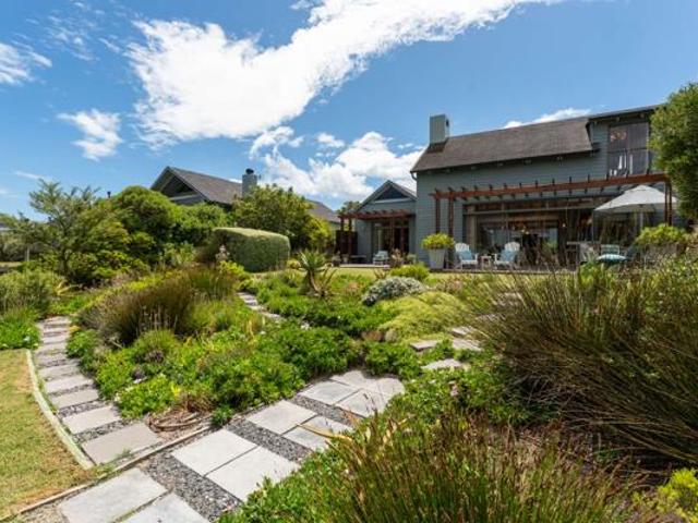 House for sale in Cape Town, Western Cape