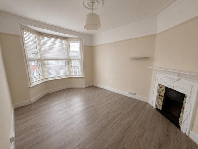 House for rent in North Finchley, Greater London