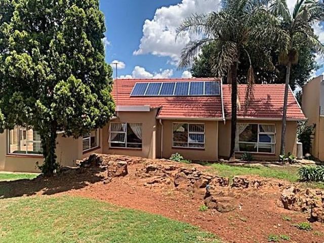 House for rent in Vosloorus, Gauteng
