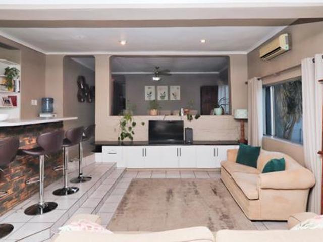 House for sale in Durbanville, Western Cape