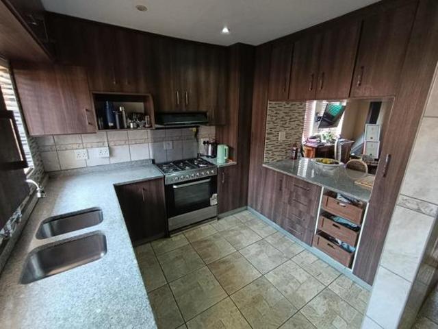 House for sale in Durbanville, Western Cape