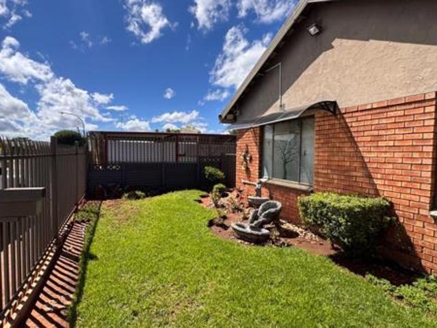 House for sale in Frances Baard, Northern Cape