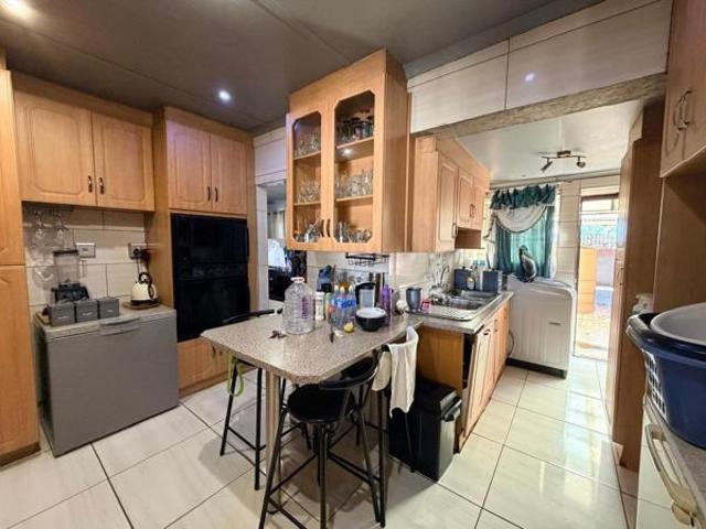House for sale in Kimberley, Frances Baard District Municipality