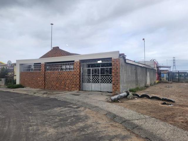 House for sale in Cape Town, Western Cape
