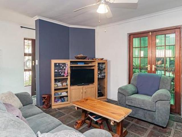 House for sale in Cape Town, Western Cape