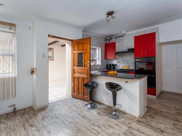 House for sale in Cape Town, Western Cape