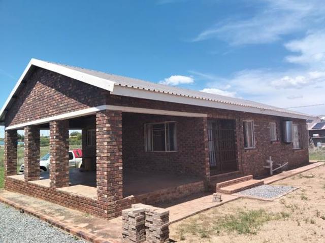 House for sale in Kgalagadi, Northern Cape