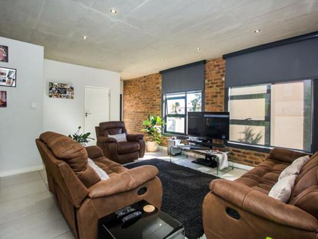 House for rent in Waterkloof, Gauteng