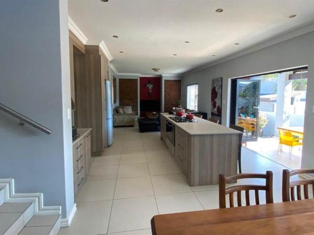 House for sale in Waterkloof, Gauteng