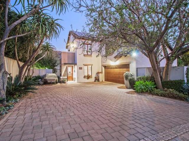 House for rent in Waterkloof, Gauteng