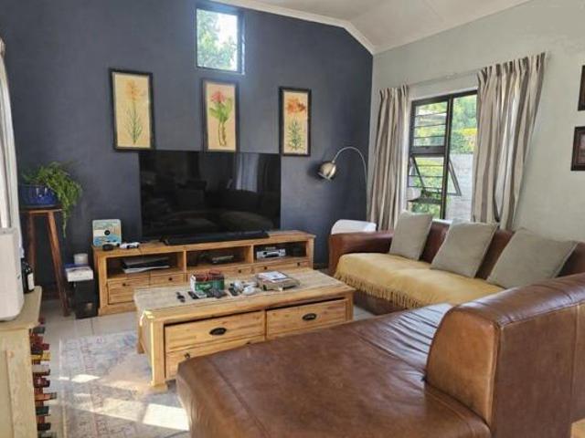 House for rent in Waterkloof, Gauteng
