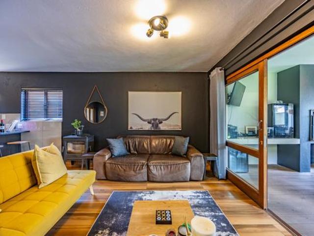 House for rent in Waterkloof, Gauteng