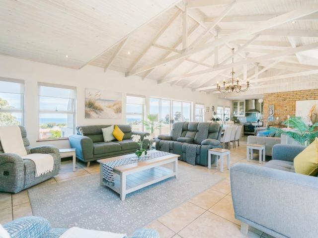 House for sale in Baardskeerdersbos, Western Cape