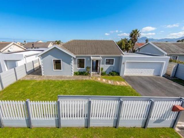 House for sale in Cape Town, Western Cape