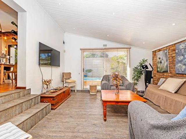 House for sale in Cape Town, Western Cape