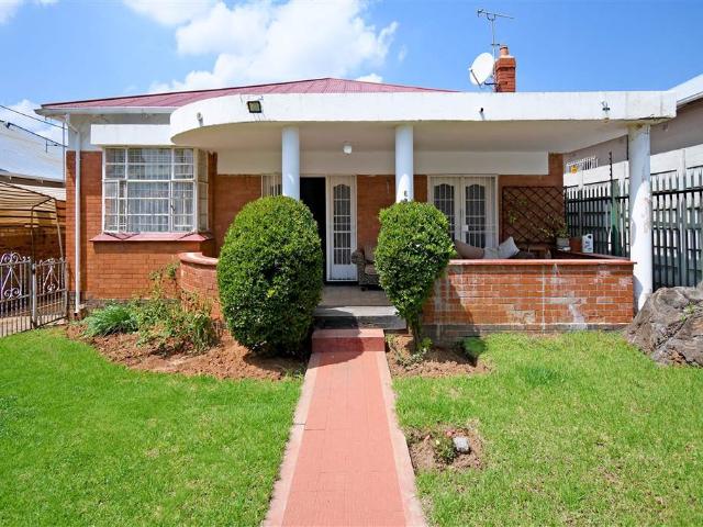 House for sale in Vosloorus, Gauteng
