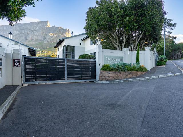 House for sale in Cape Town, Western Cape