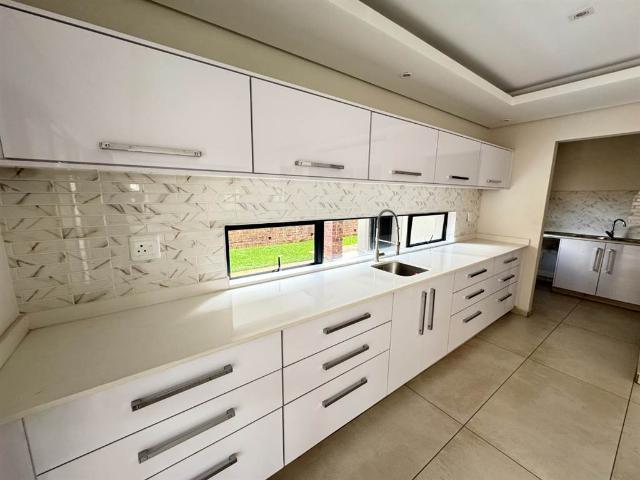 House for sale in Johannesburg, East