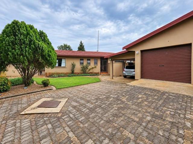 House for sale in Dr Kenneth Kaunda, North West