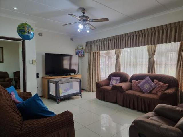 House for sale in Ugu District Municipality, Kwazulu-natal