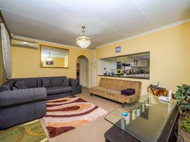 House for sale in Mount Moreland, Kwazulu-natal