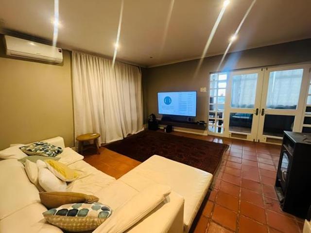 House for sale in Cape Town, Western Cape