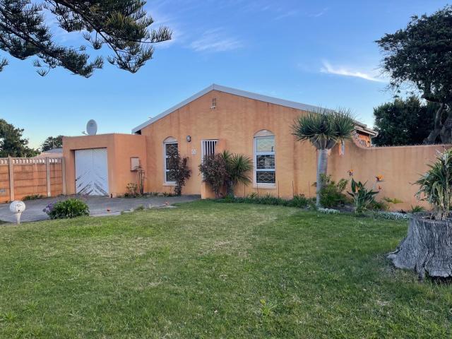 House for sale in Ottery, Cape Town