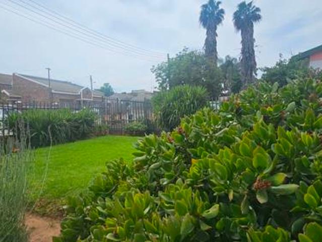 House for sale in Oudtshoorn Local Municipality, Garden Route District Municipality