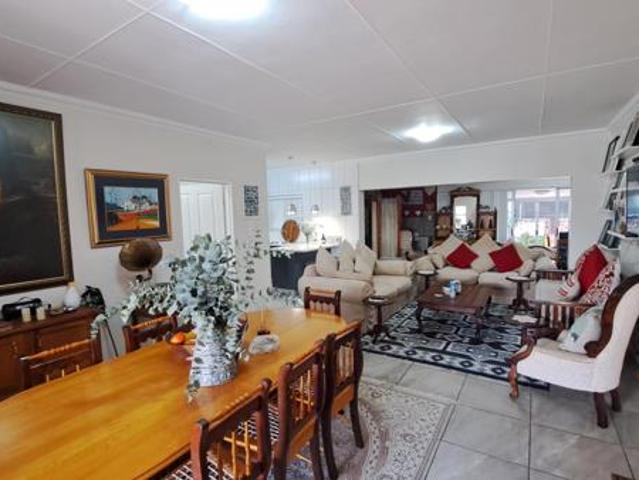 House for sale in Groot Brak Rivier, Western Cape